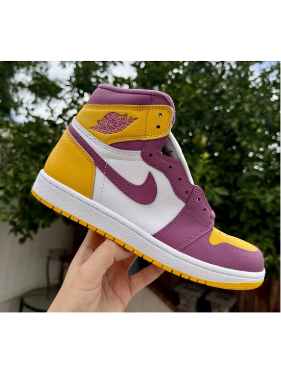 Jordan Other - Air Jordan 1- Brotherhood 555088 706